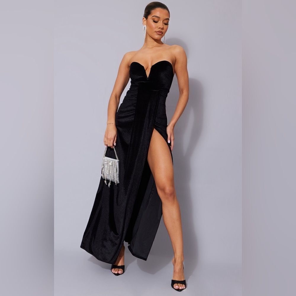 Black velvet draped wrap strapless dress from PLT
8018
